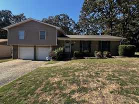 115 N Beverly Ave - Photo 1 of 1