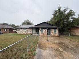 9116 Ne 46th St - Photo 1 of 1