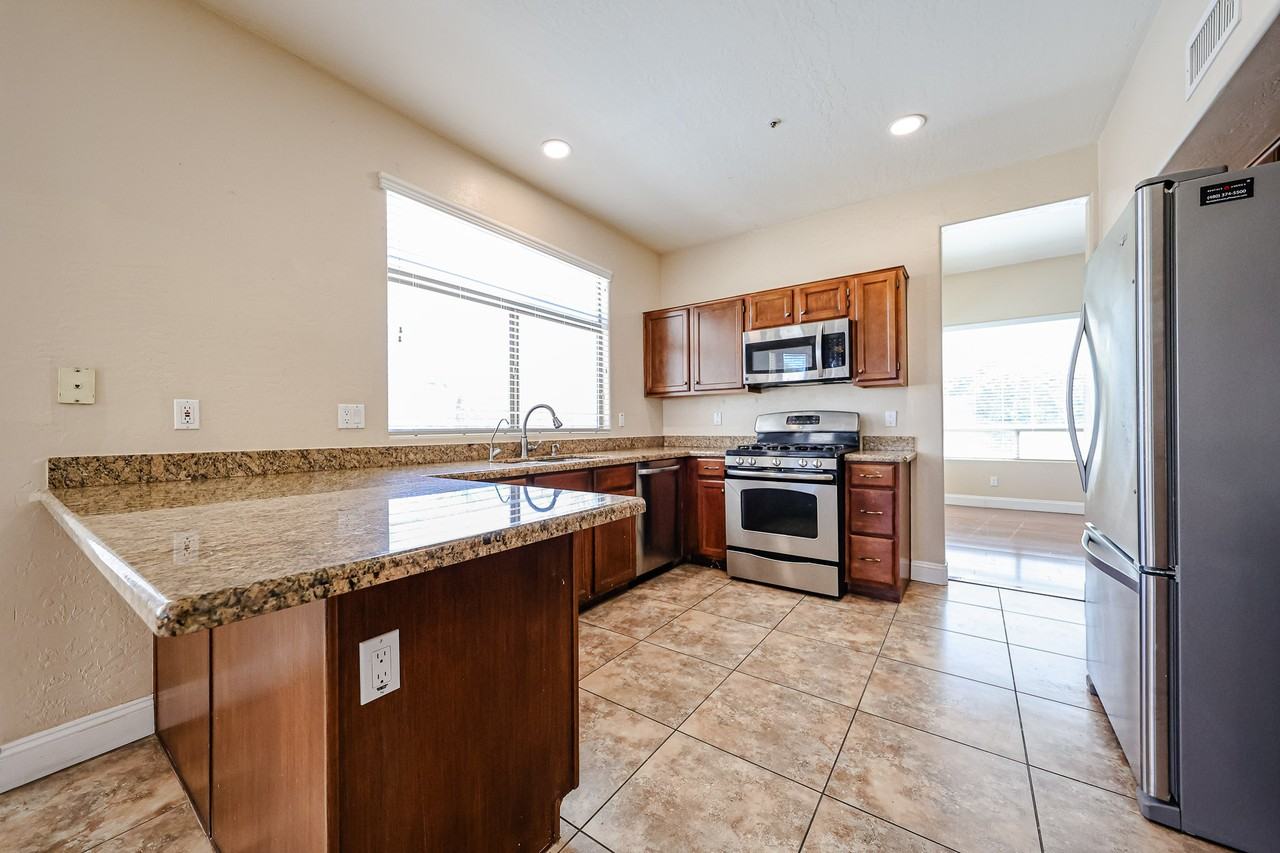 14759 98th Street - Photo 7 of 50