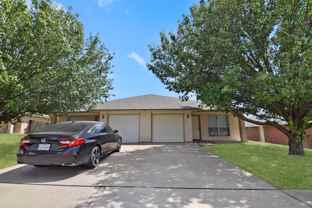 2700 Lucille Dr - Photo 1 of 1