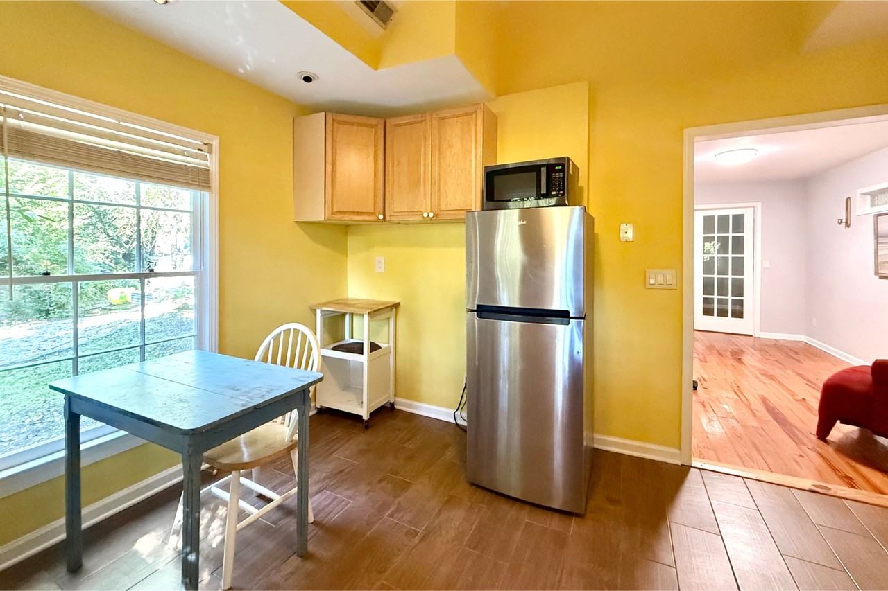 524 West Carolina Avenue - Photo 3 of 6