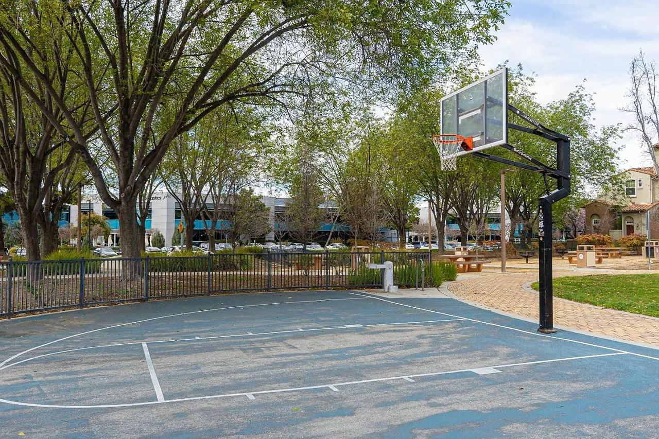 1399 Marcello Dr - Photo 3 of 21