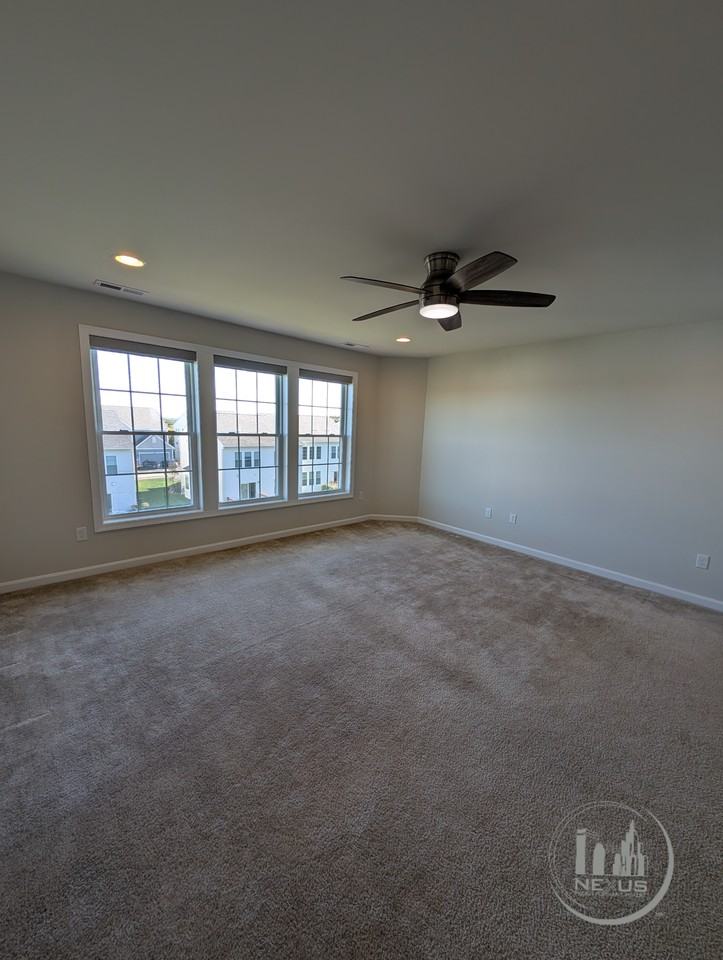 29 Aspen Way - Photo 3 of 35