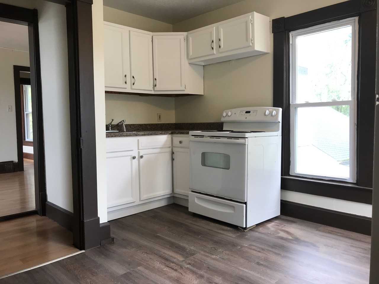 236 E William St #2 - Photo 3 of 35