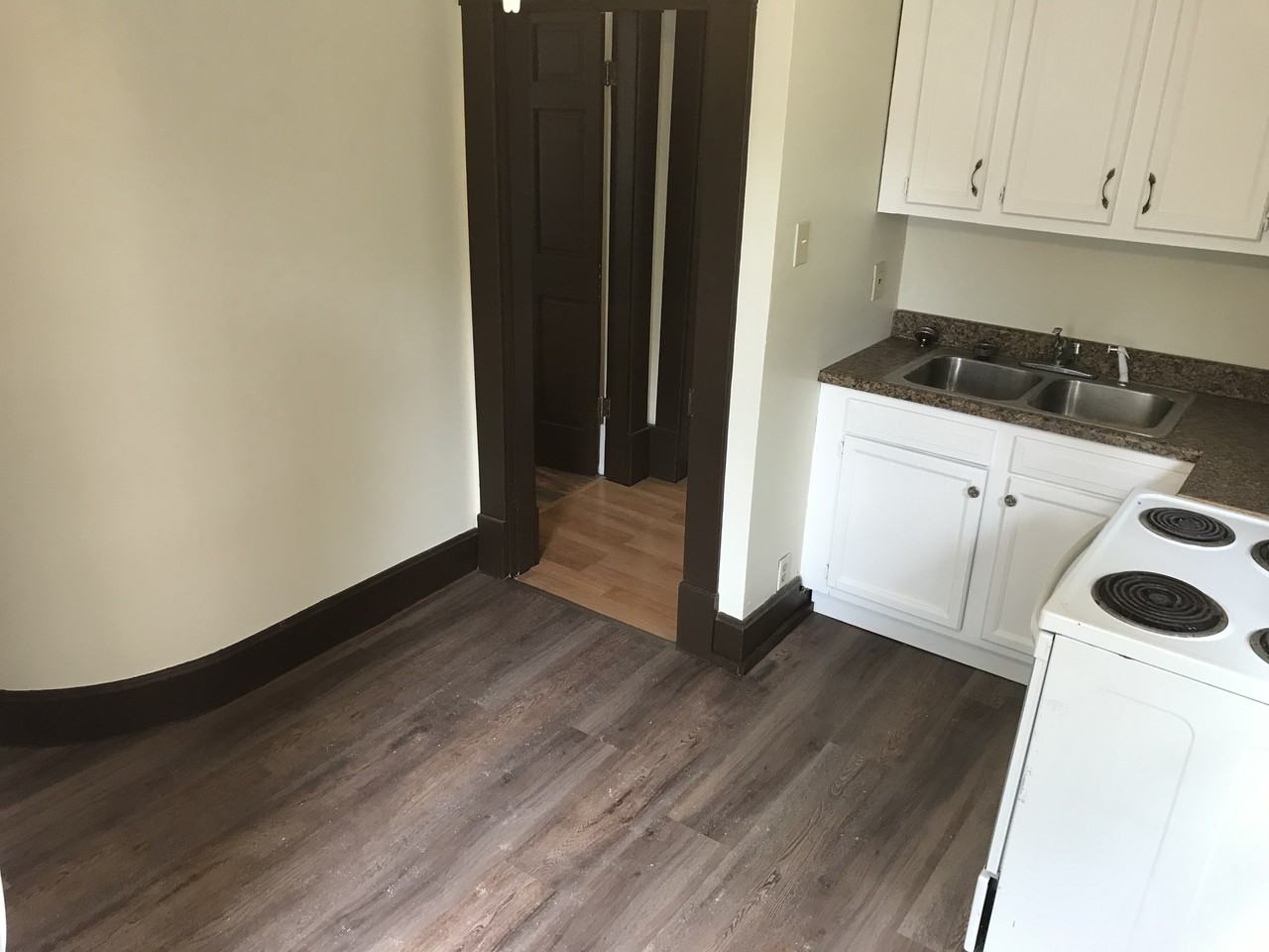 236 E William St #2 - Photo 4 of 35