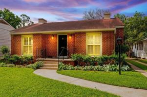 featured image of 473 Albany Ave