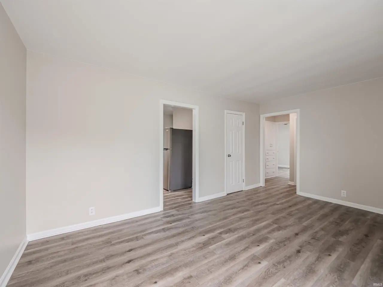 5416 Washington Ave - Photo 3 of 17