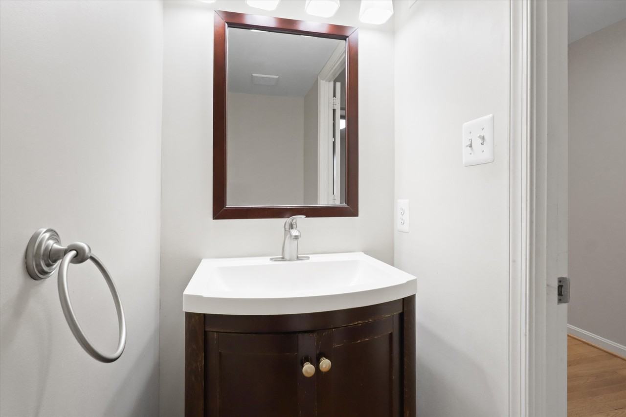 2305 Mcgregor Ct - Photo 6 of 45