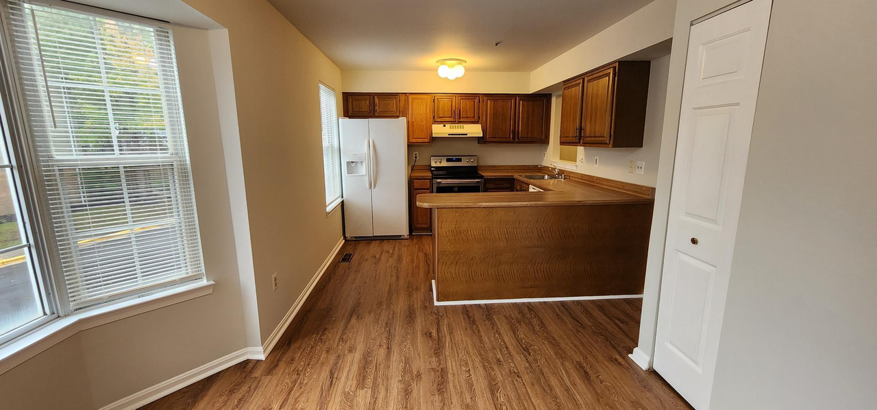 14625 Governor Sprigg Pl - Photo 3 of 33