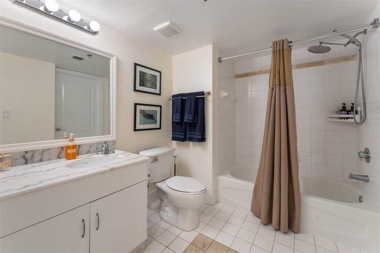 1200 Brickell Bay Dr - Photo 3 of 10