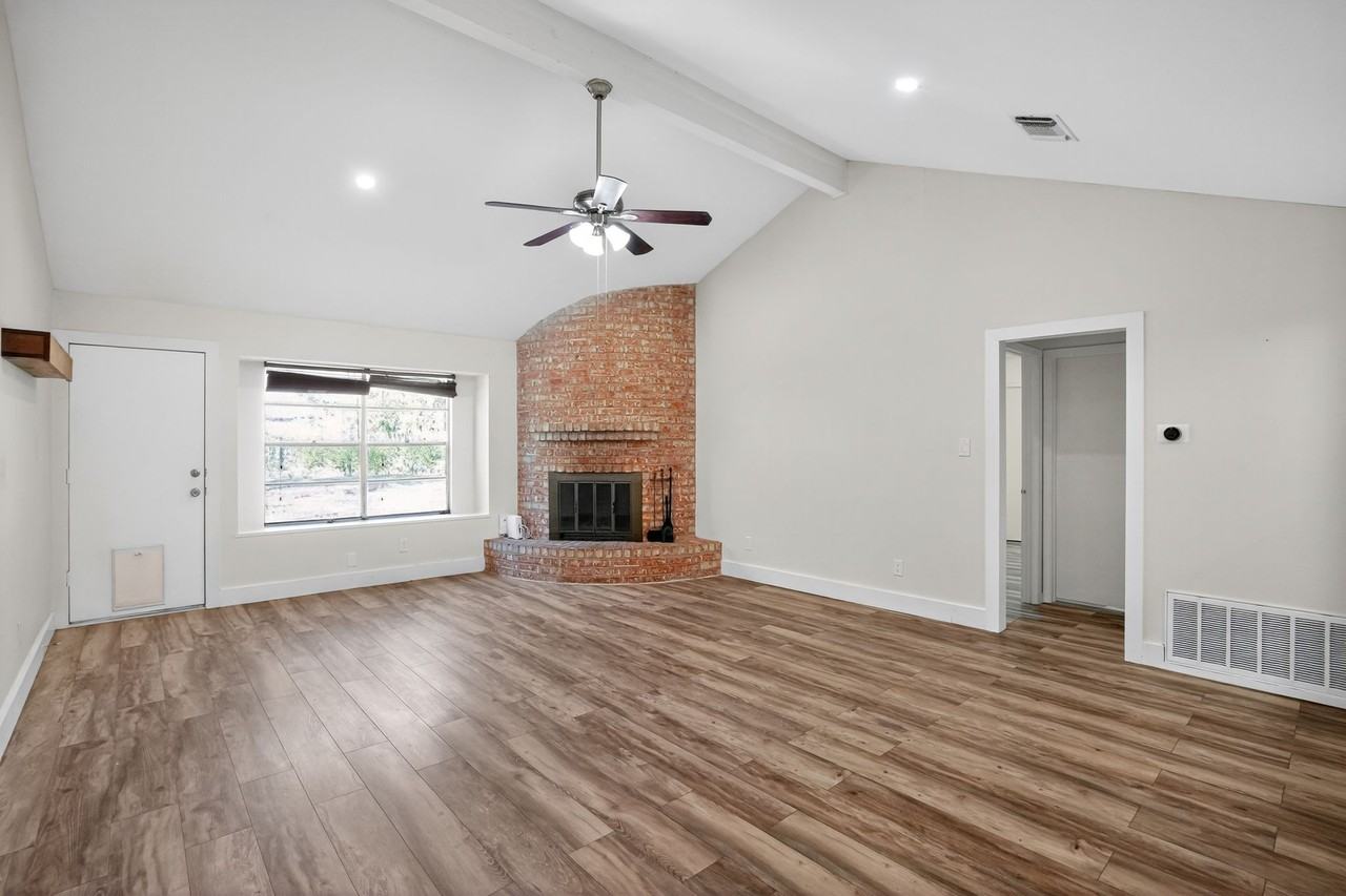 1906 W Mesa Park Dr - Photo 3 of 16