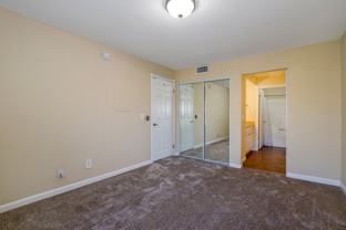 5530 Owensmouth Ave - Photo 1 of 1