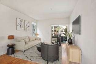 100 S Alameda St - Photo 1 of 1