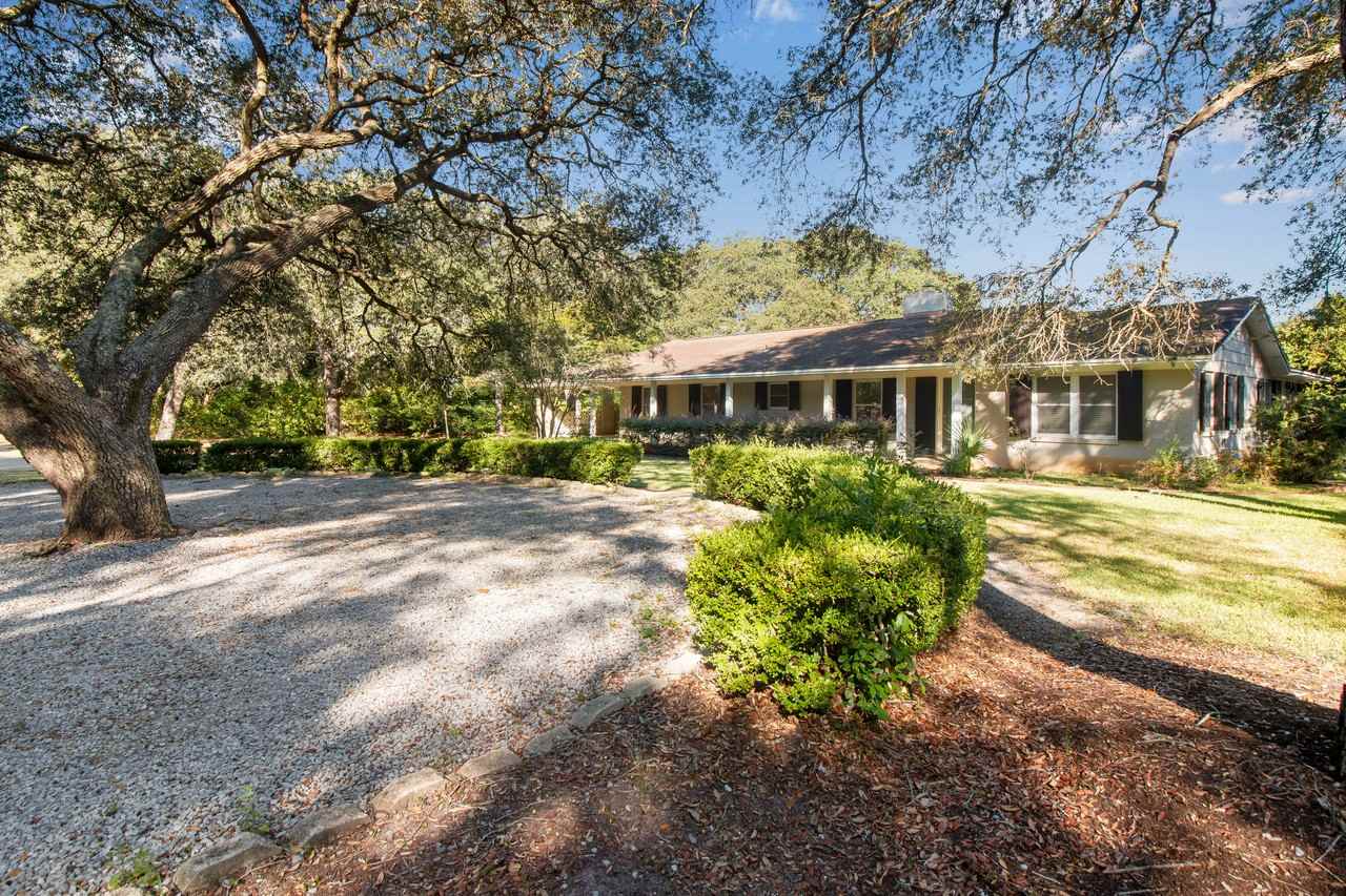 701 Planet Dr - Photo 3 of 28