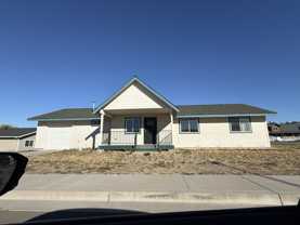 82 Pine St - Photo 1 of 1