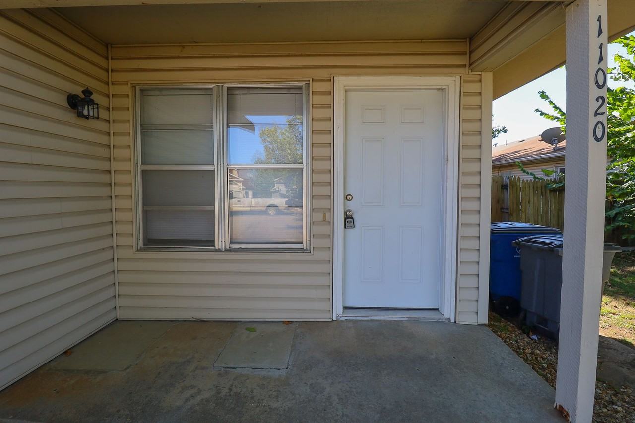 11020 E 14th Pl - Photo 3 of 27