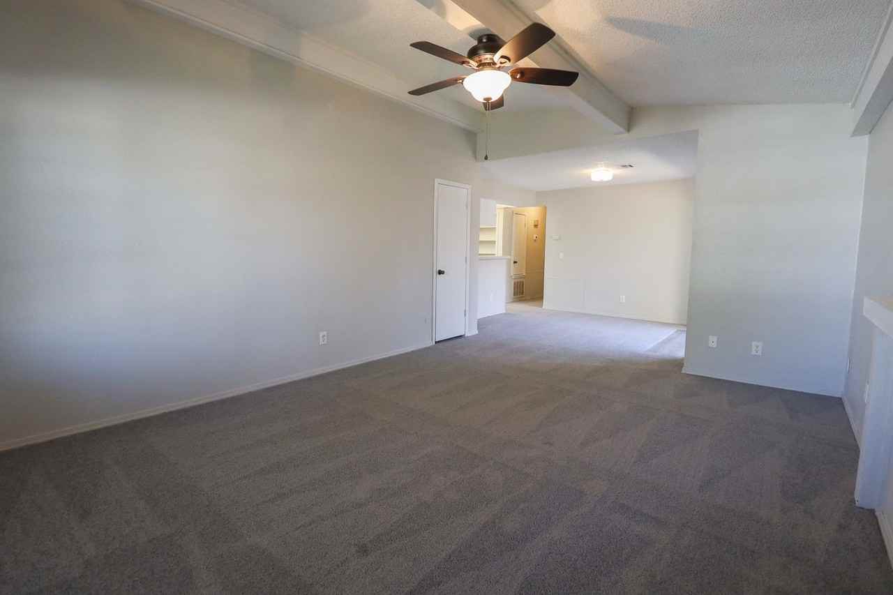 11020 E 14th Pl - Photo 4 of 27