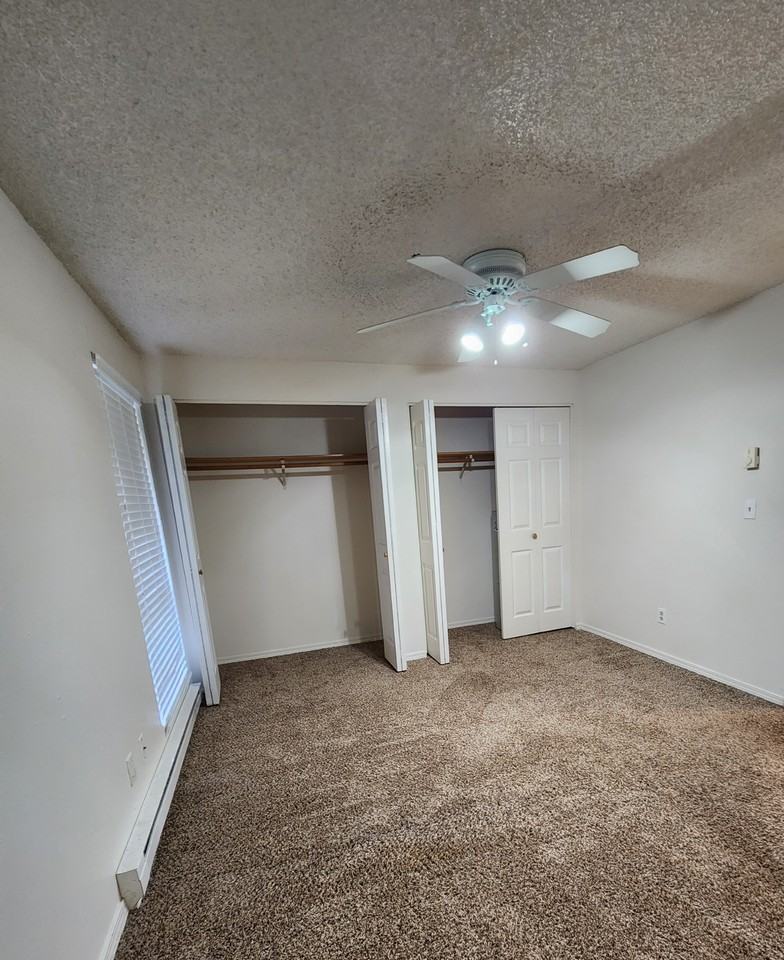 French Glen Apartments - Photo 7 of 11