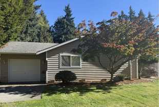 16910 Westshore Rd #B - Photo 1 of 1