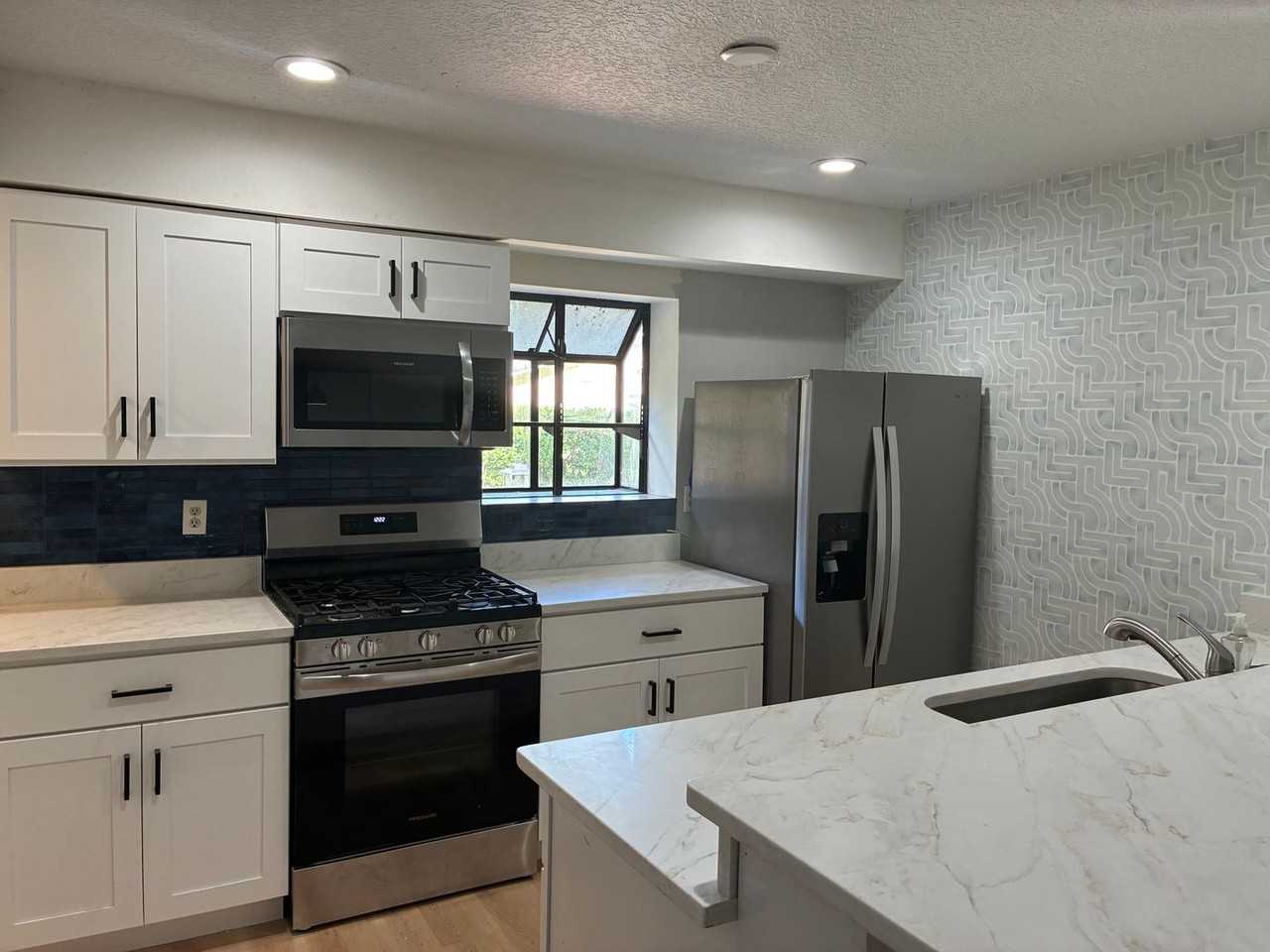 10647 Deergrass Ln - Photo 2 of 11