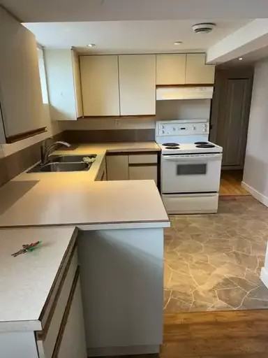 685 Hemlock Street #BS - Photo 2 of 10