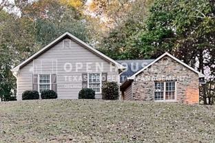 2150 Lakeway Dr - Photo 1 of 1