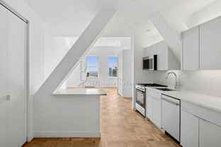 20 Exchange Pl #3905 - Photo 1 of 1