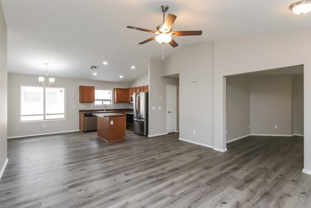 4127 E Mica Rd - Photo 5 of 15