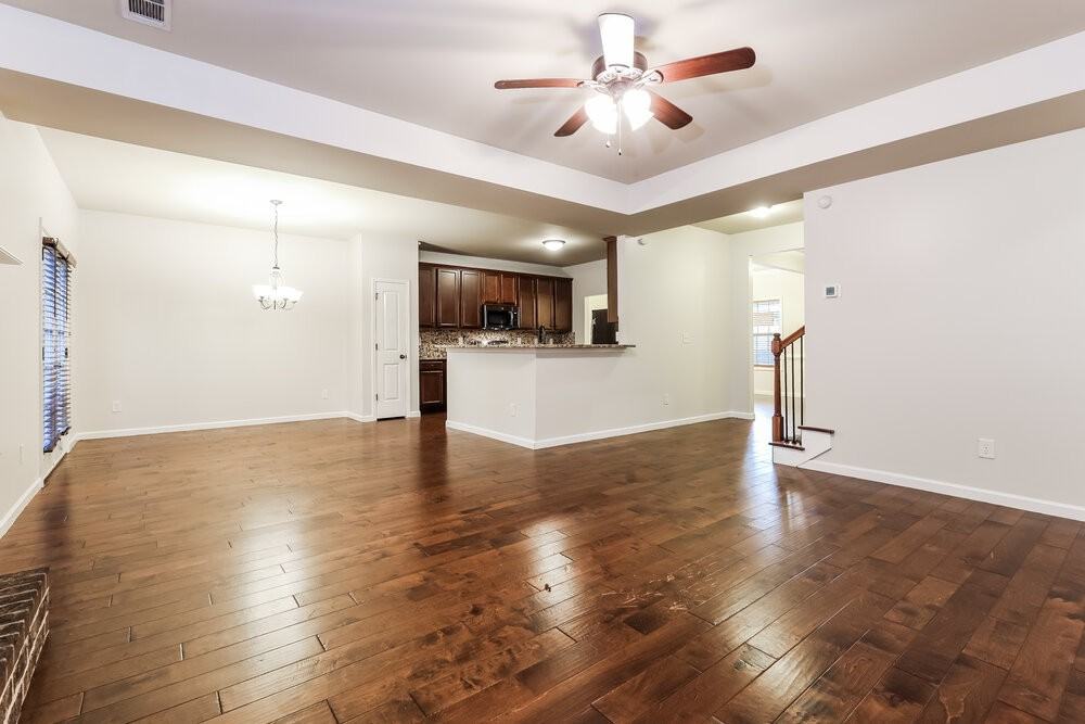 267 Village Park Dr - Photo 5 of 17