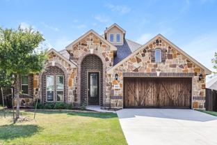 1024 English Oak Dr - Photo 1 of 1