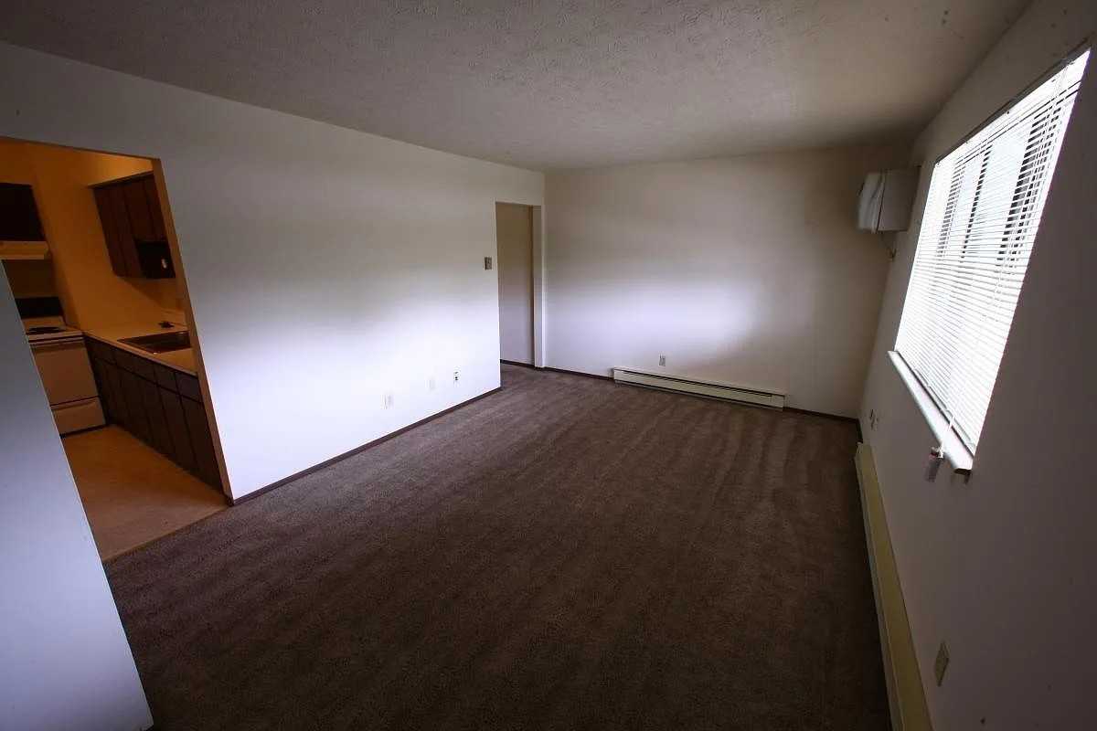 525 Carroll Street - Photo 2 of 9