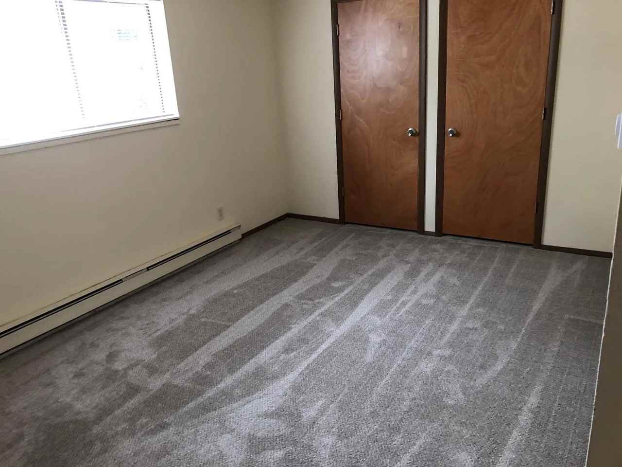 525 Carroll Street - Photo 5 of 9