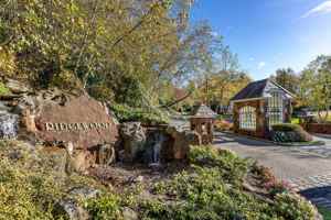 featured image of 175 Ridgewood Dr #175