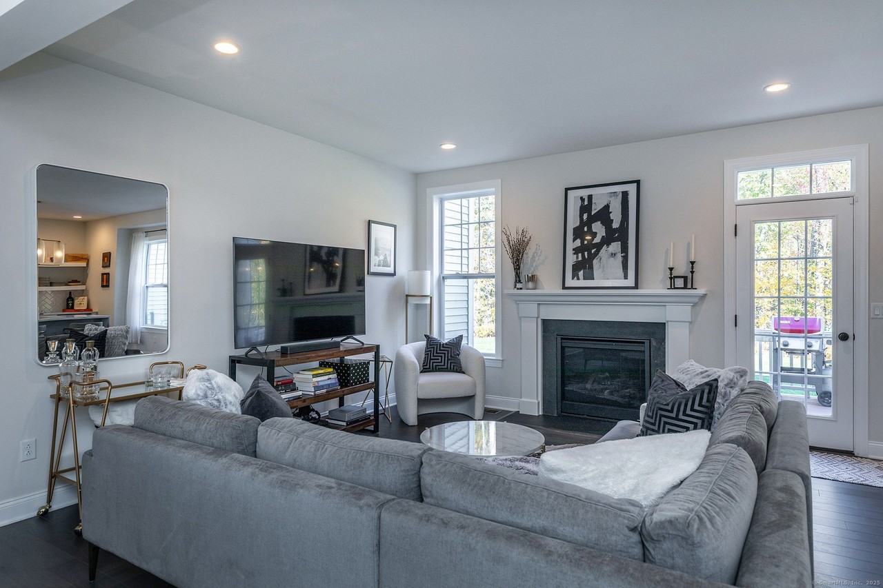 175 Ridgewood Dr #175 - Photo 6 of 21