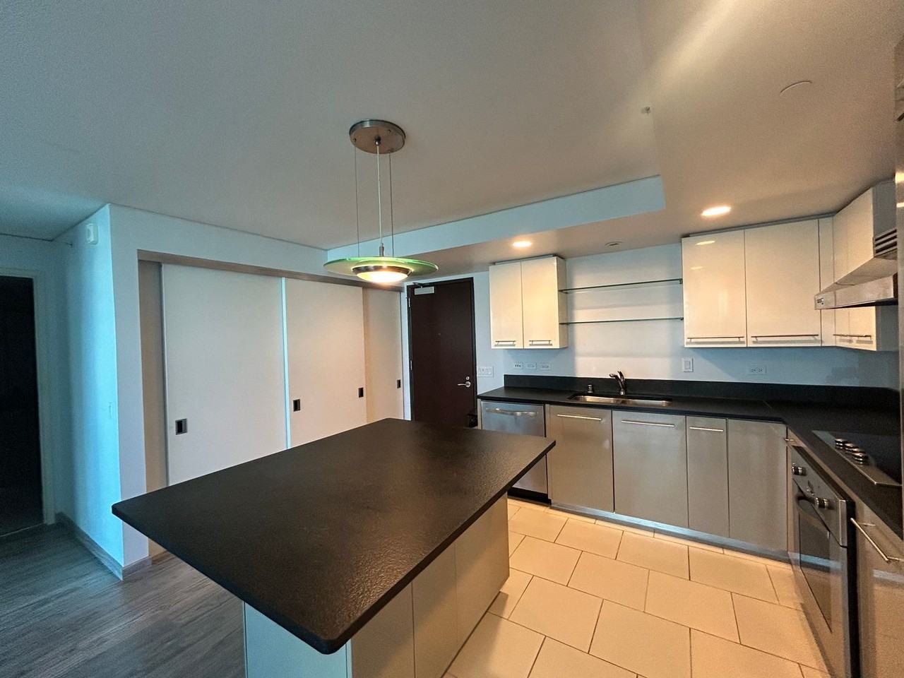 1200 Queen Emma St #1105