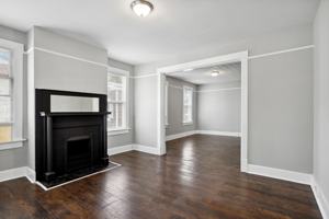 featured image of 1211 E 33rd St