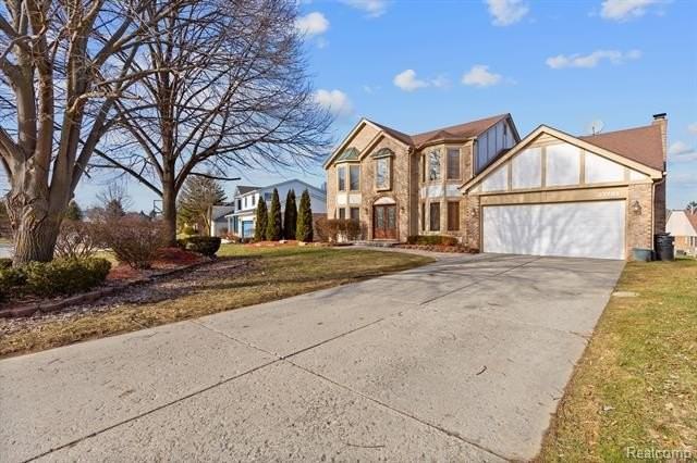 37701 Fleetwood Dr - Photo 3 of 37