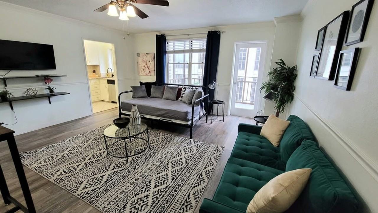 218 Peachtree St Ne #1299416P - Photo 2 of 10