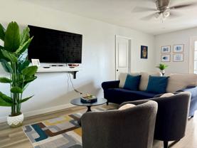 215 Piedmont Ave Ne - Photo 1 of 1