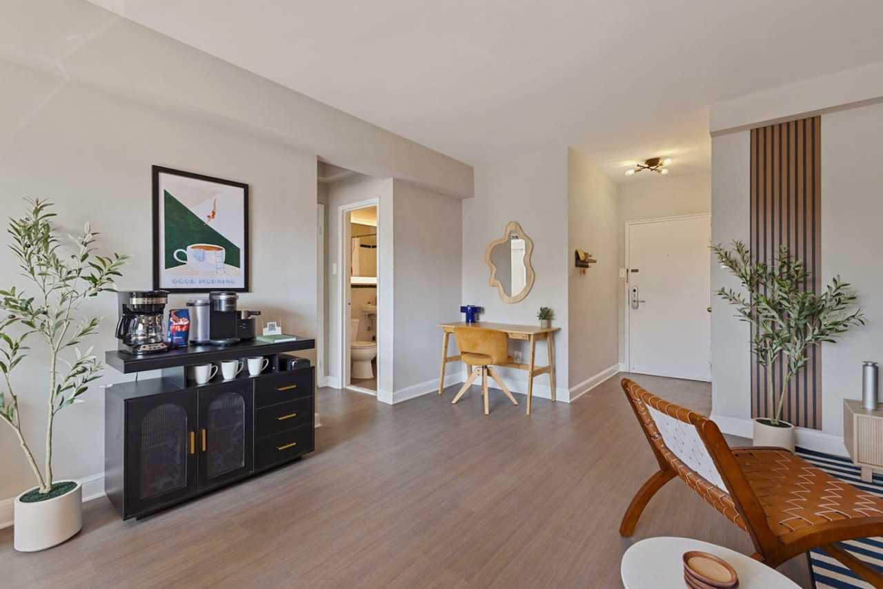 1500 Arlington Blvd #1310685P - Photo 2 of 45