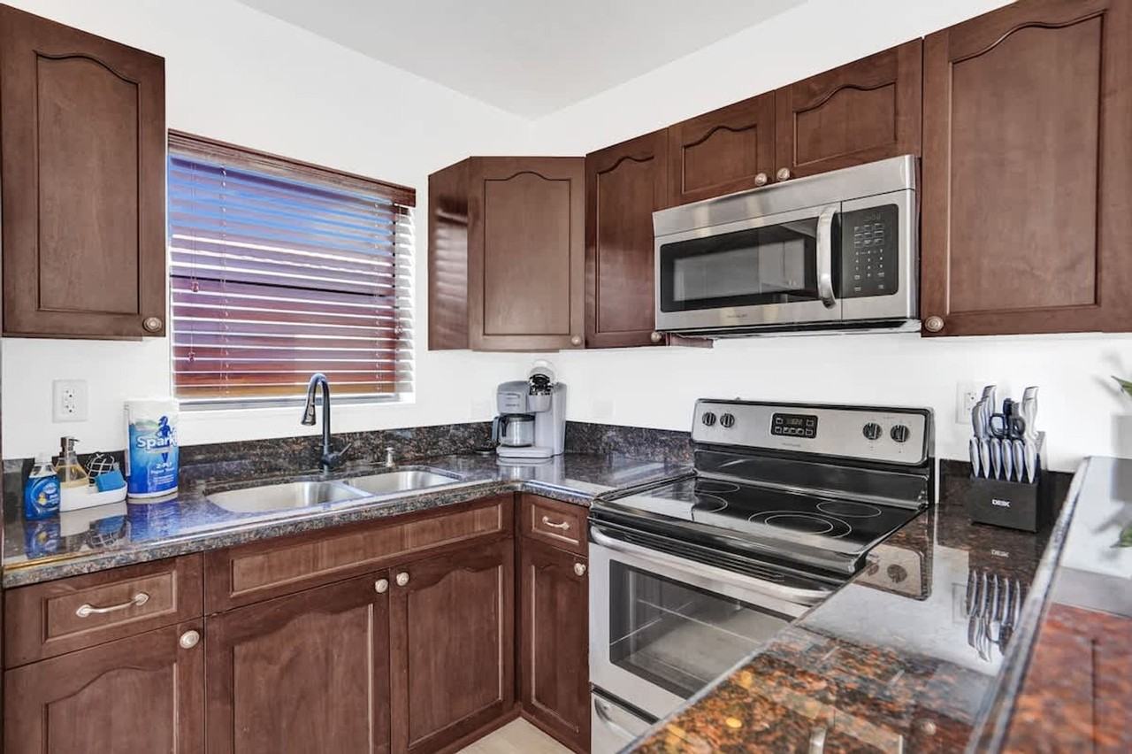 333 Walnut Street - Photo 7 of 58