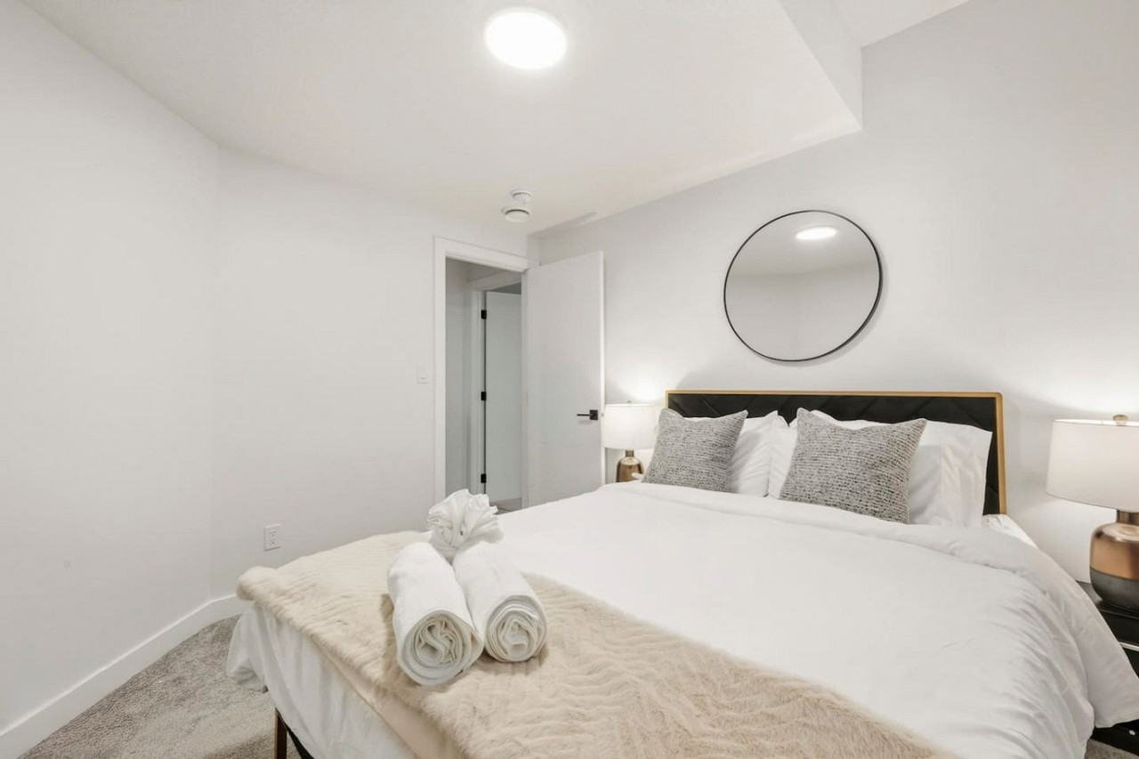 10749 73 Avenue NW #1322480P - Photo 6 of 13