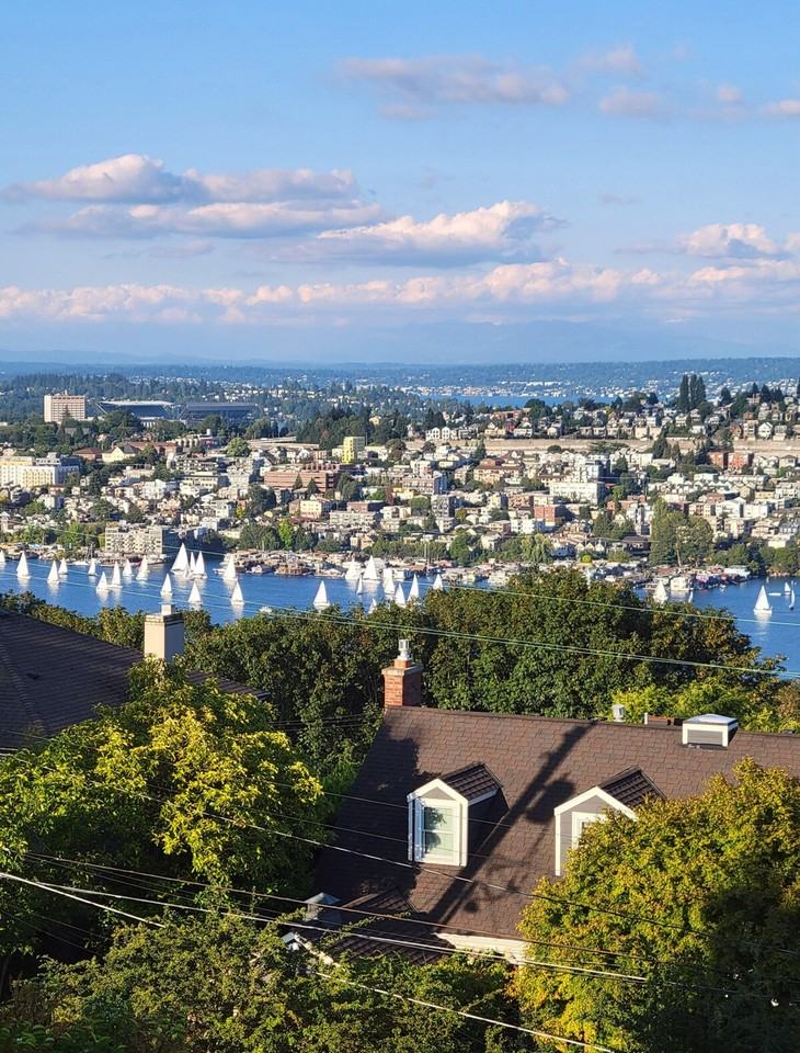 1514 Bigelow Ave N #1325080P - Photo 7 of 43