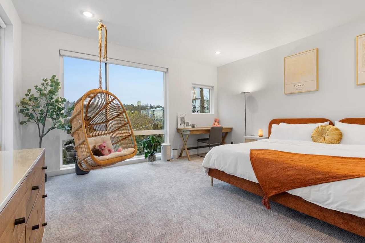 2433 S Plum St #1324831P - Photo 2 of 42