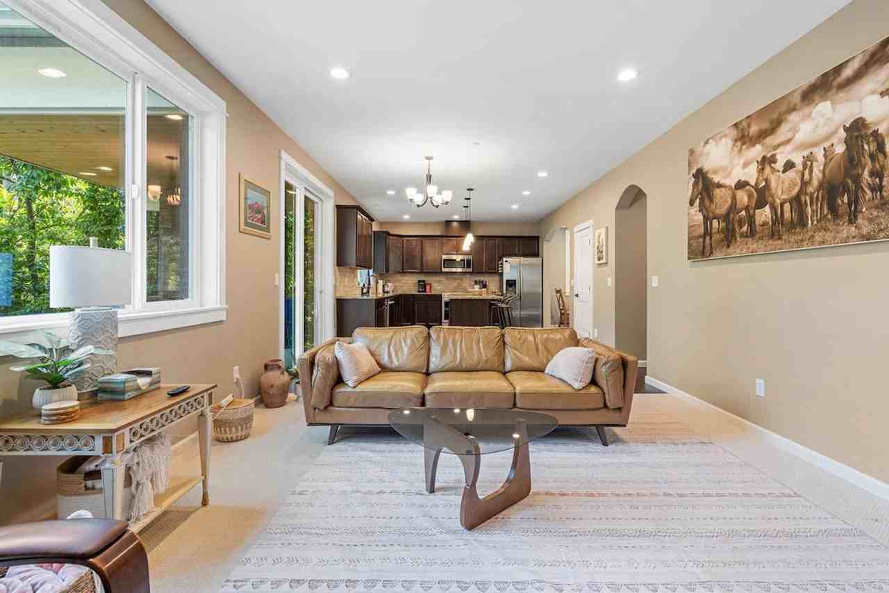 2847 Ne 178th St #1324818P - Photo 5 of 44