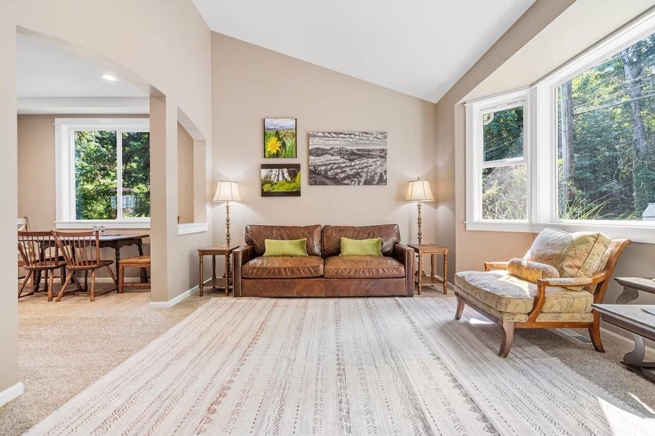 2847 Ne 178th St #1324818P - Photo 4 of 44