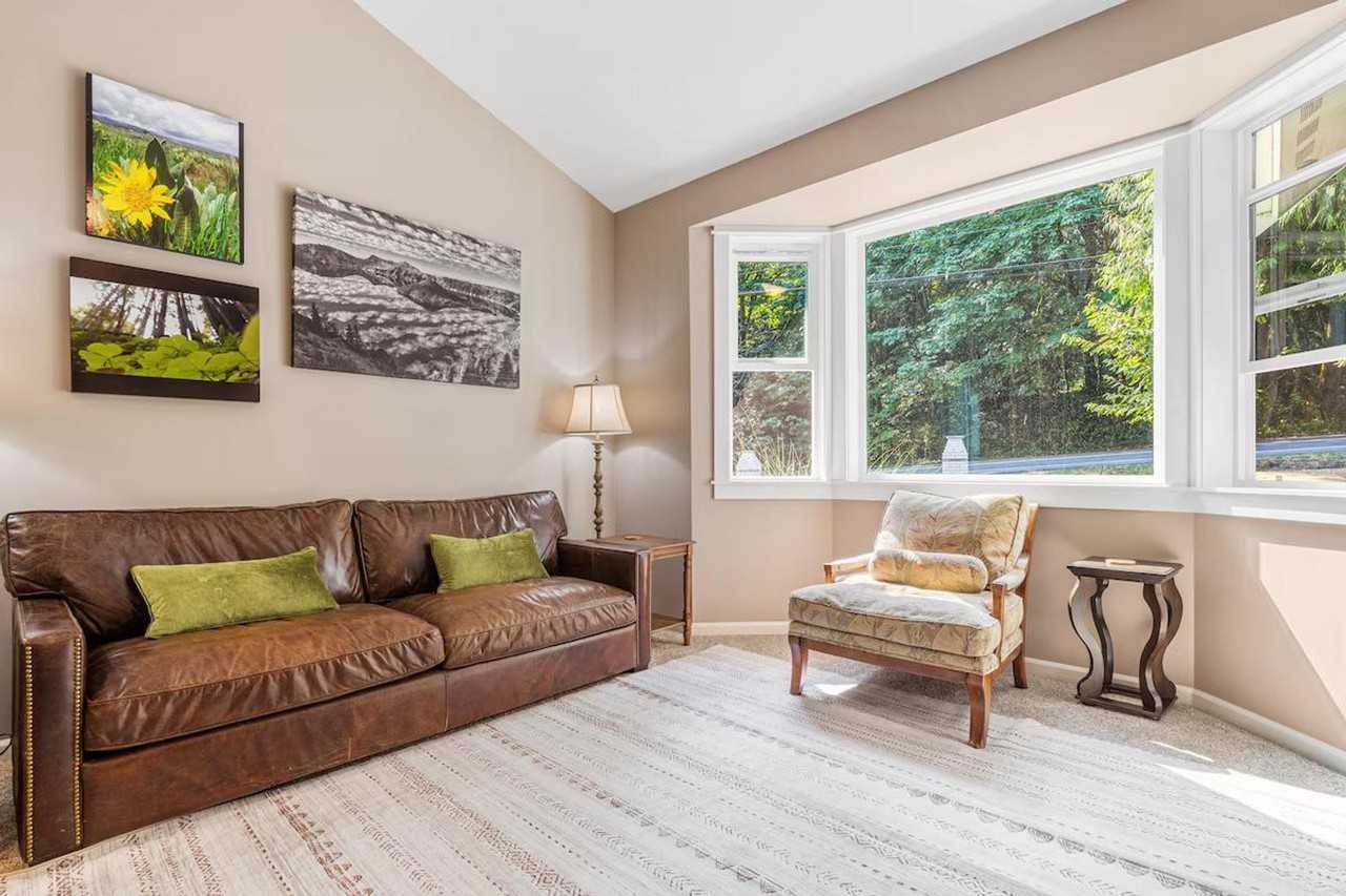 2847 Ne 178th St #1324818P - Photo 3 of 44