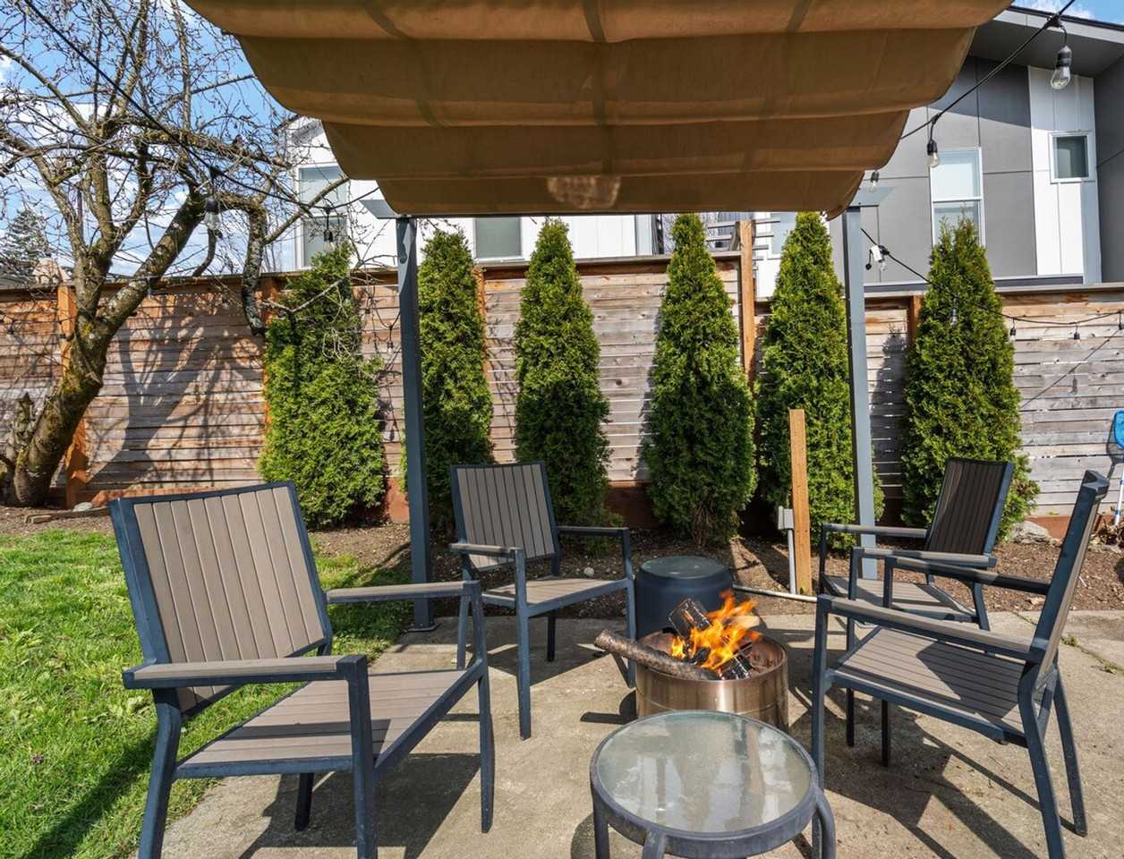 1914 E Jefferson St #1324826P - Photo 3 of 40