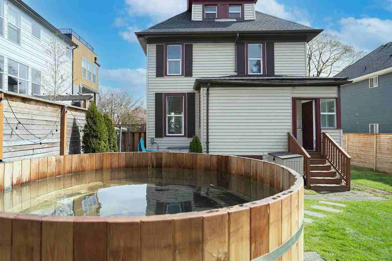 1914 E Jefferson St #1324826P - Photo 4 of 40