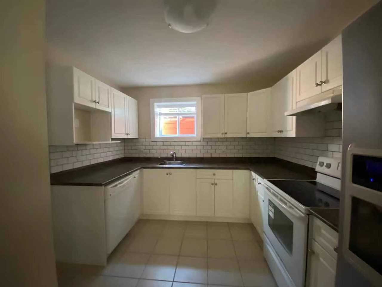 2200 Lorraine Avenue